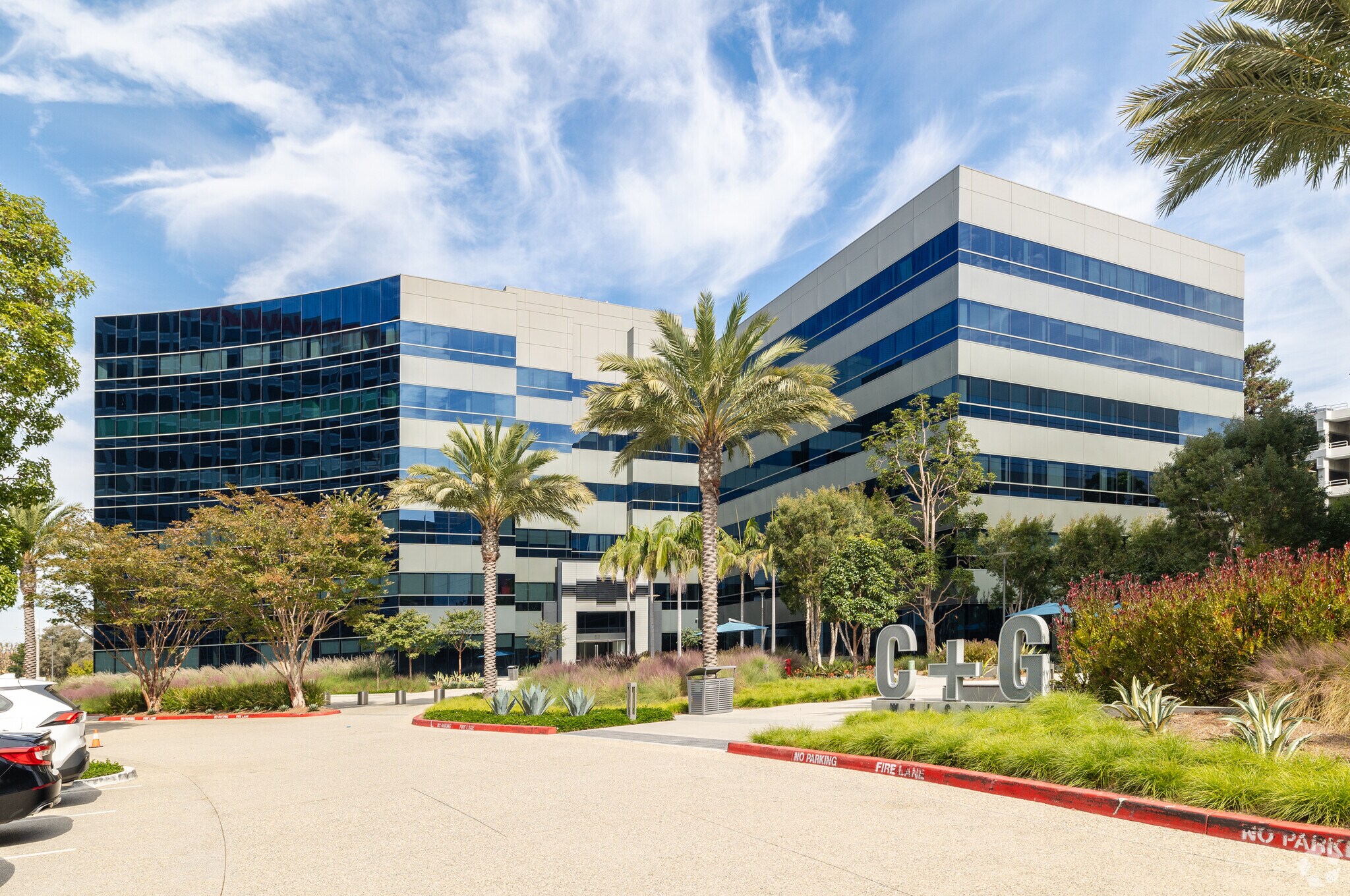 400 Continental Blvd, El Segundo, CA à louer Photo du bâtiment- Image 1 de 19