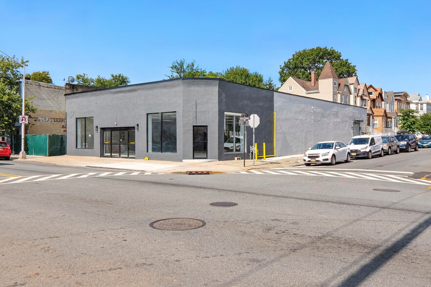 1033 Broadway, Bayonne, NJ for lease - Building Photo - Image 3 of 17