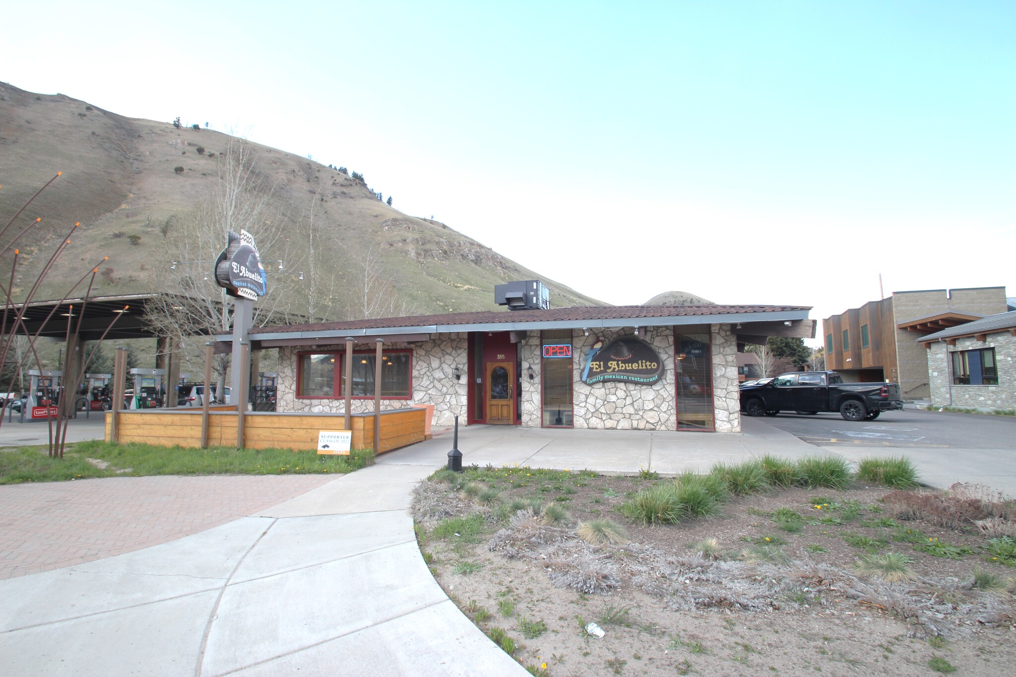 385 W Broadway Ave, Jackson, WY for sale Primary Photo- Image 1 of 1