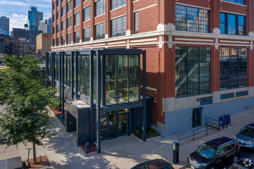 420 N 5th St, Minneapolis, MN à louer - Photo du bâtiment - Image 3 de 9