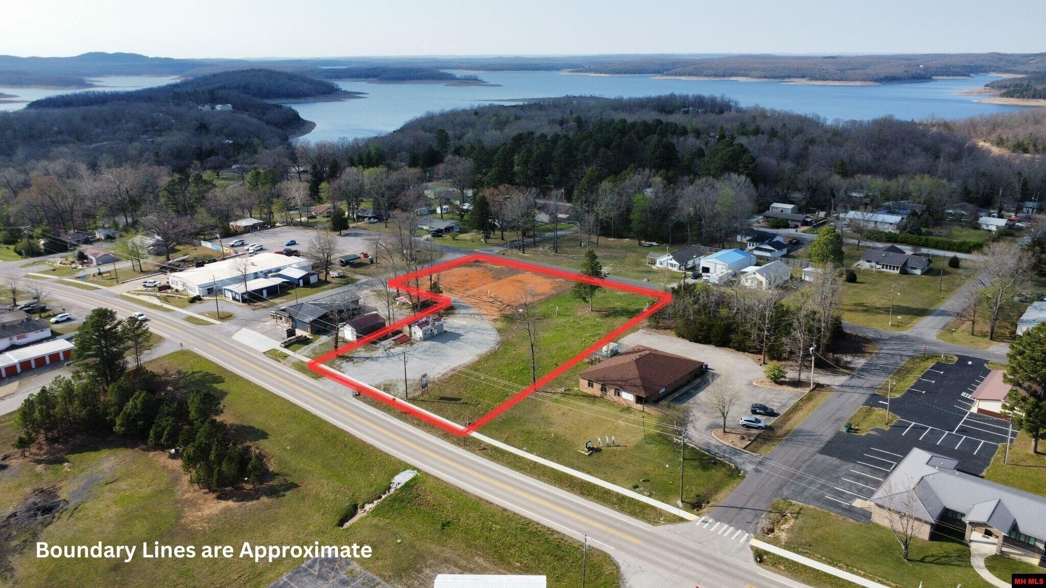 1148 Central Blvd, Bull Shoals, AR à vendre Photo principale- Image 1 de 2