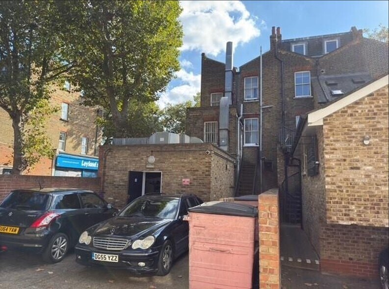 148 Chiswick High Rd, Londres à vendre - Photo du bâtiment - Image 3 de 6