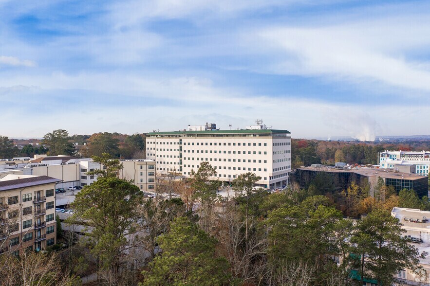 3200 Downwood Cir NW, Atlanta, GA à vendre - Photo du bâtiment - Image 3 de 4