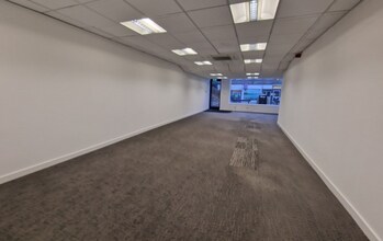 24 Marygate, Berwick-Upon-Tweed for lease Interior Photo- Image 2 of 6