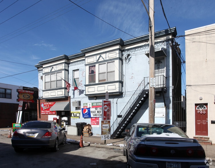 2555 S Warnock St, Philadelphia, PA for sale - Building Photo - Image 2 of 36