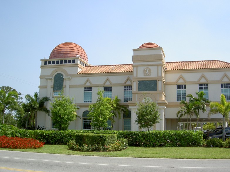 101 JFK Dr, Atlantis, FL à vendre - Photo du bâtiment - Image 1 de 1