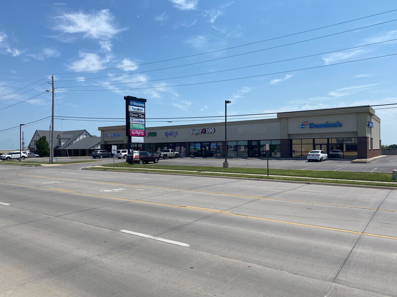 2326 Industrial Rd, Emporia, KS for lease - Building Photo - Image 2 of 14