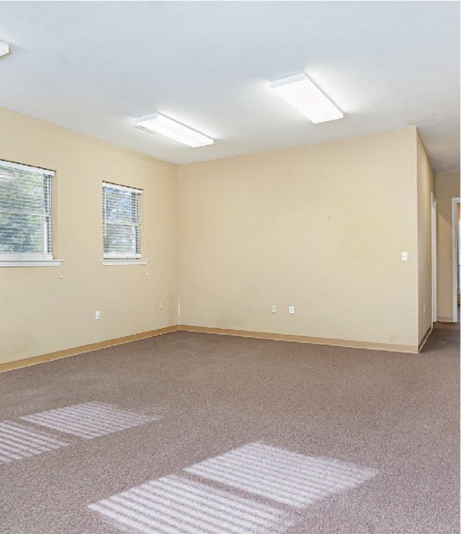 4304 Tate Springs Rd, Arlington, TX à vendre - Photo intérieure - Image 3 de 9