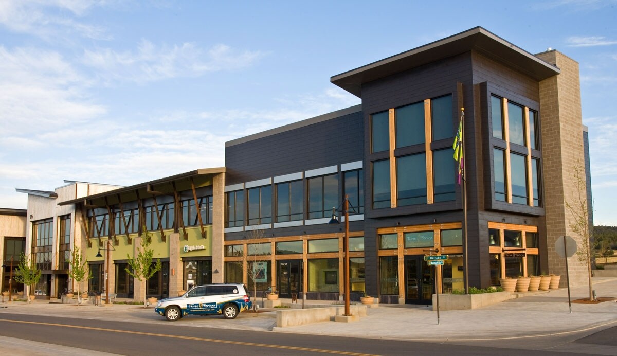 175 Mercado St, Durango, CO à louer Photo principale- Image 1 de 5