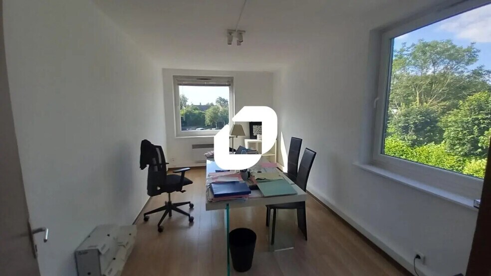 Office in VILLENEUVE-D'ASCQ for lease - Interior Photo - Image 2 of 8