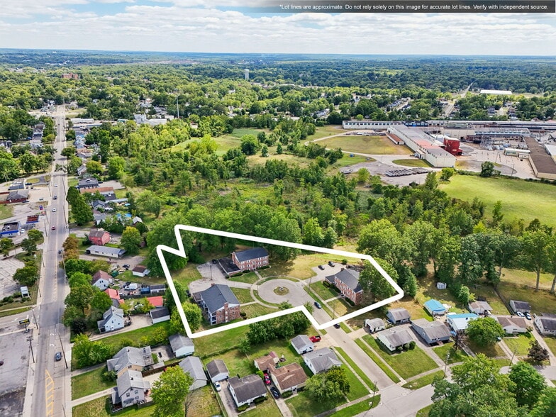 1500-1525 Stewart Cir NW, Warren, OH à vendre - Photo du bâtiment - Image 2 de 13