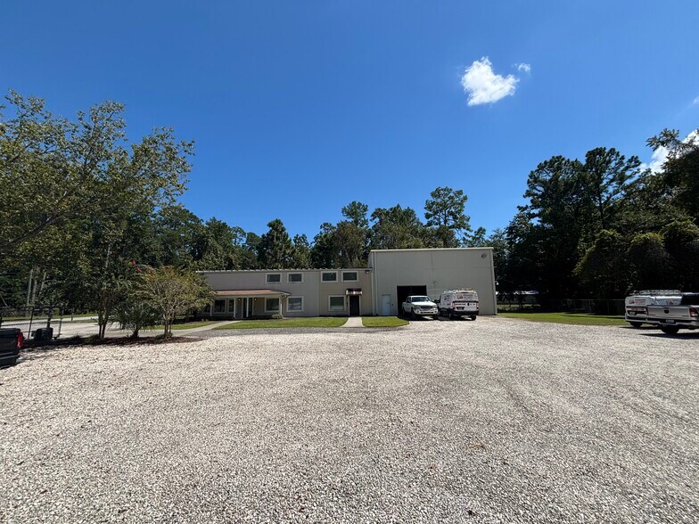 117 Indigo Dr, Brunswick, GA à vendre - Photo du bâtiment - Image 2 de 12