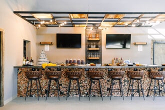 122 Congress St N, York, SC for lease Interior Photo- Image 2 of 9