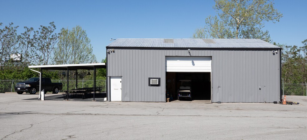 3200 Manchester Tfwy, Kansas City, MO à vendre - Photo du bâtiment - Image 3 de 10