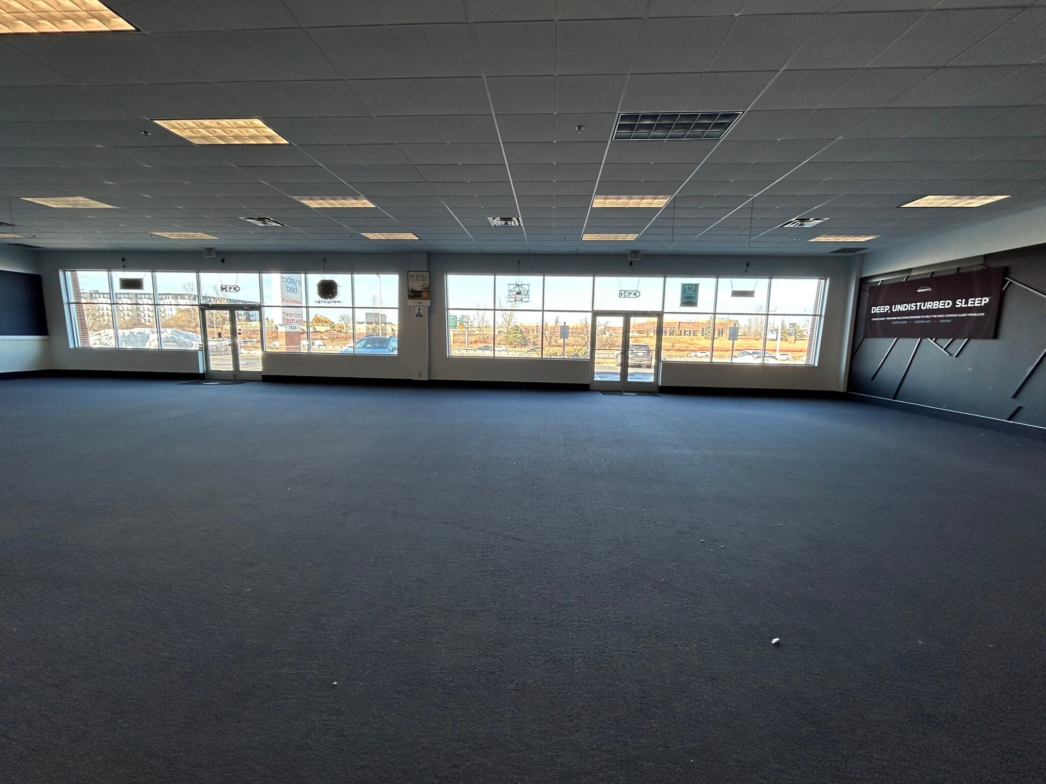 7828 Hudson Rd, Woodbury, MN for lease Interior Photo- Image 1 of 6