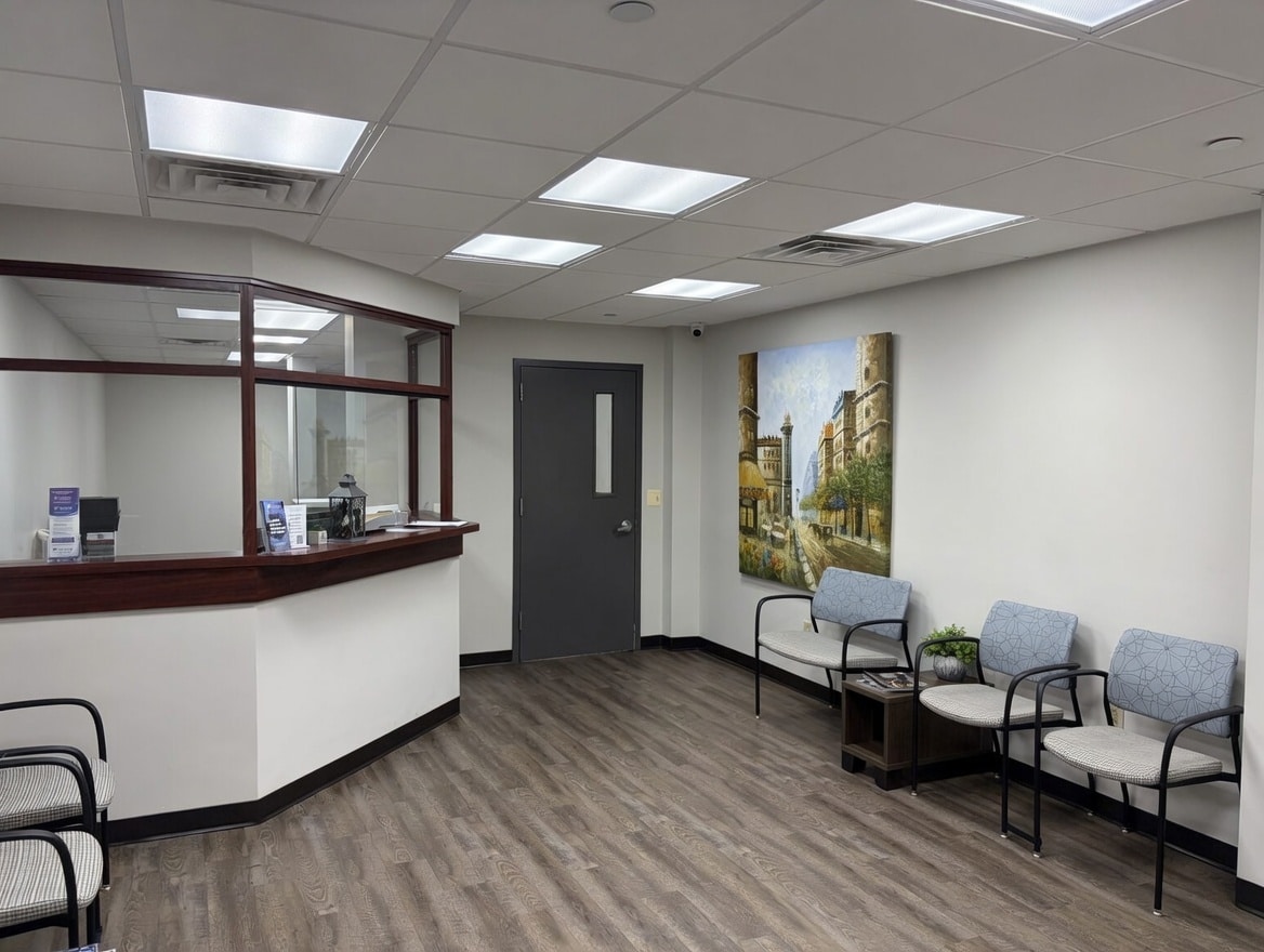 2177 Oak Tree Rd, Edison, NJ for lease Interior Photo- Image 1 of 6