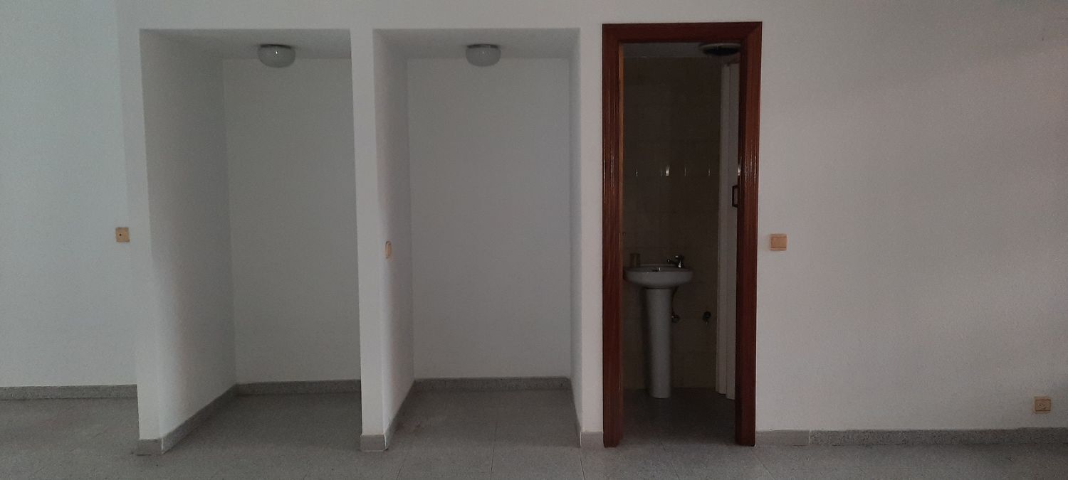 Calle Valcarce, 5, Ponferrada, León for sale Interior Photo- Image 1 of 9