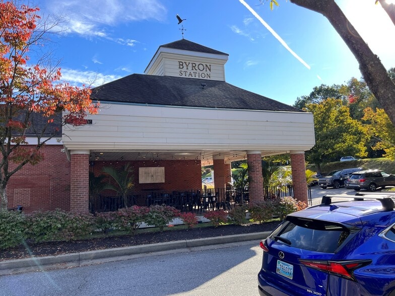 8601 Honeygo Blvd, Nottingham, MD for sale - Building Photo - Image 2 of 12