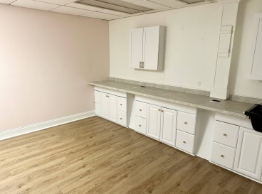 124 New Canaan Ave, Norwalk, CT for lease - Interior Photo - Image 3 of 7