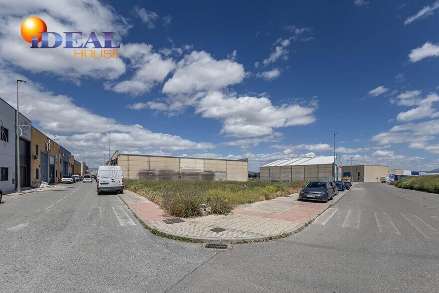 Paseo de las Andas, 7, Las Gabias, Granada à vendre - Photo du bâtiment - Image 2 de 14