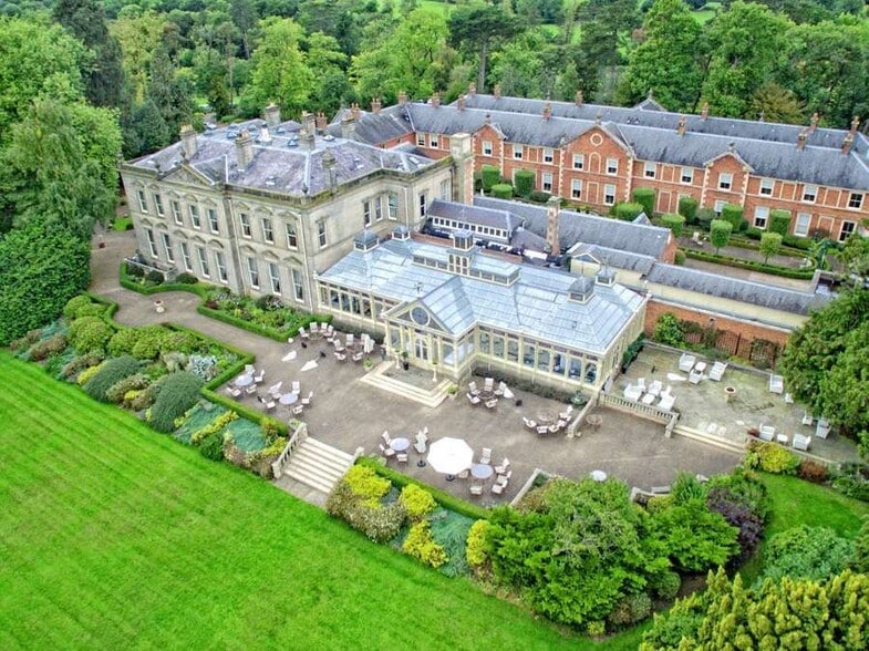 North Rd, North Kilworth à vendre - Photo du bâtiment - Image 2 de 35