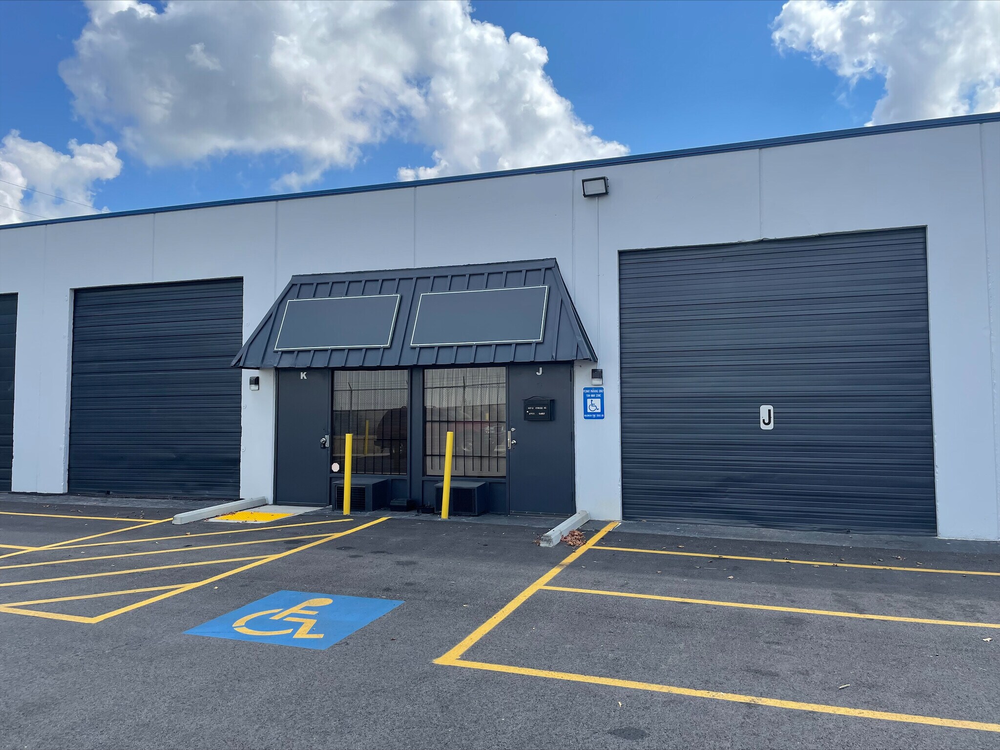 467 Circle 85 St, College Park, GA à louer Photo principale- Image 1 de 7