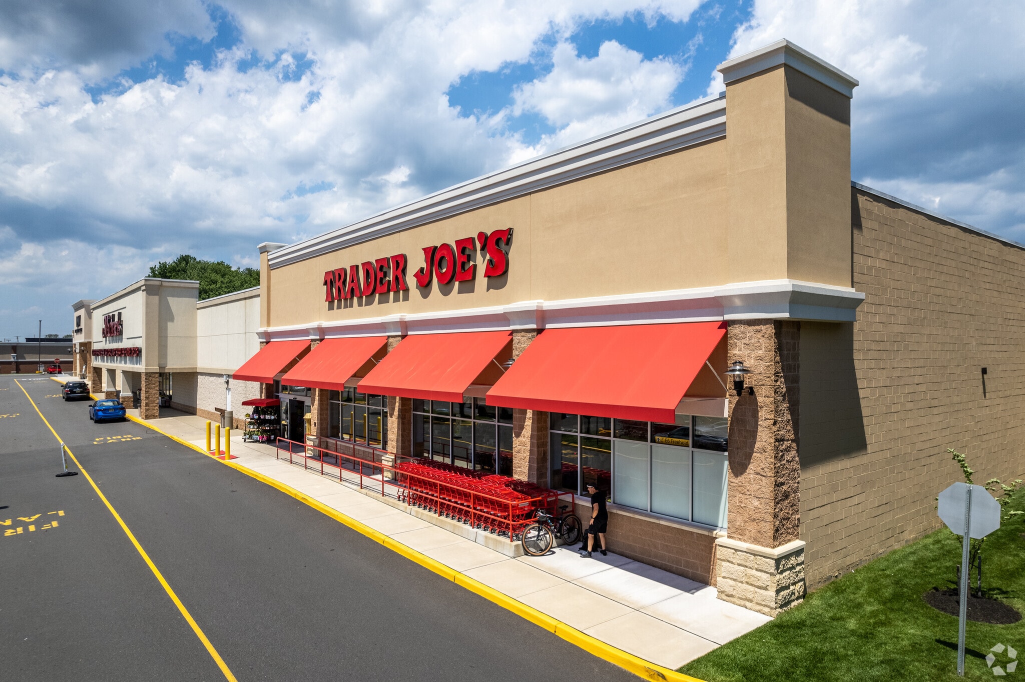 4345 Highway 9, Freehold, NJ for lease Primary Photo- Image 1 of 8