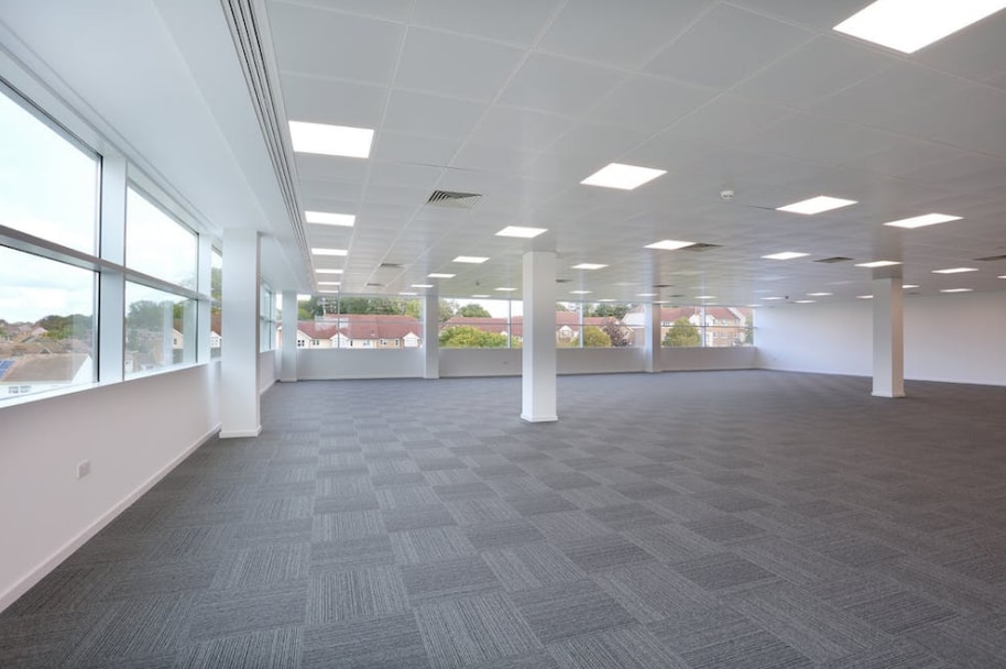 Norreys Dr, Maidenhead à louer Photo intérieure- Image 1 de 1