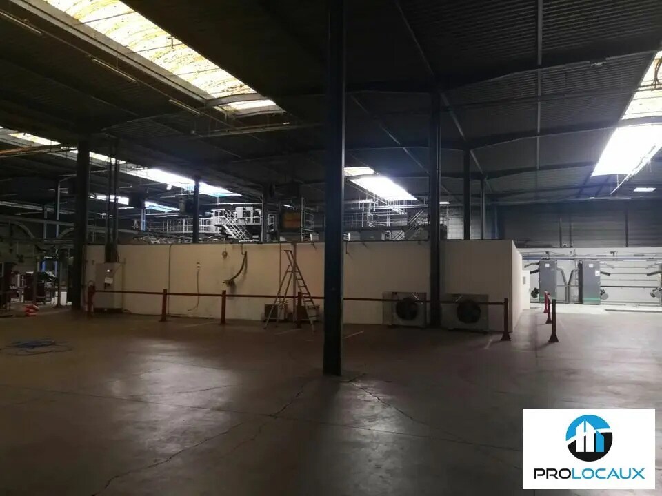 Flex in Saint-Étienne-du-Rouvray for lease Building Photo- Image 1 of 5