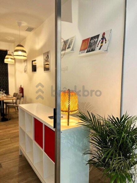 Commerce de détail dans Sabadell, Barcelona à louer - Photo du bâtiment - Image 1 de 4