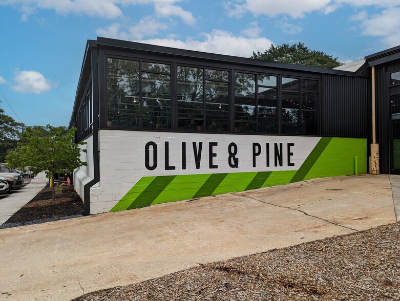 100 Pine St, Avondale Estates, GA à louer - Photo du bâtiment - Image 1 de 9