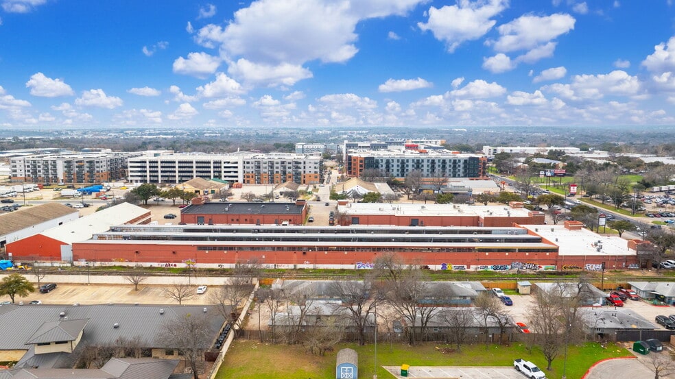 4201 Congress Ave S, Austin, TX for lease - Building Photo - Image 2 of 51