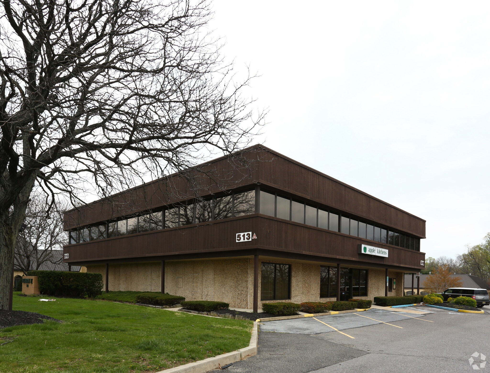 513 S Lenola Rd, Moorestown, NJ for sale Primary Photo- Image 1 of 1