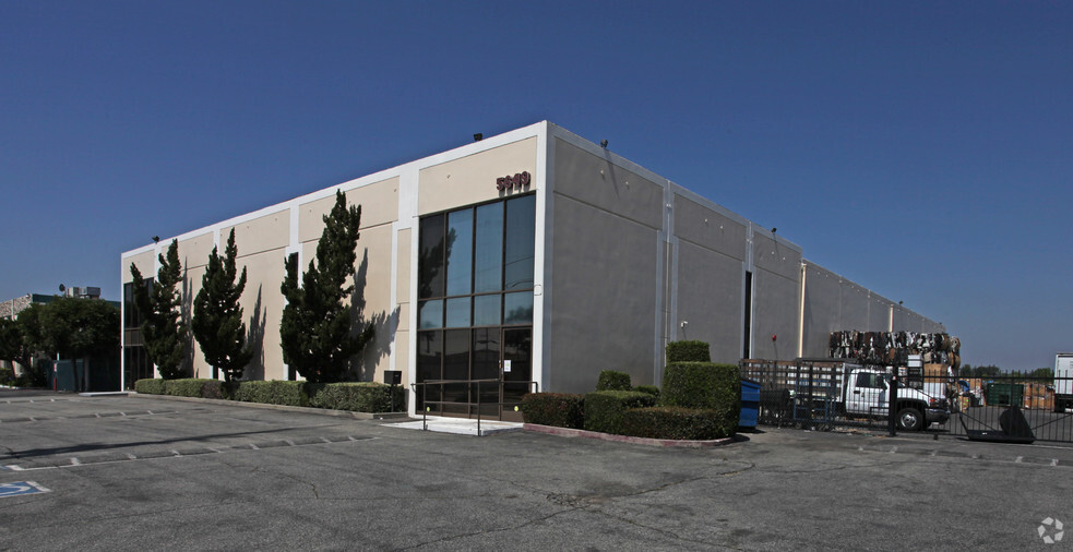 5649 N Peck Rd, Arcadia, CA for lease - Building Photo - Image 1 of 5