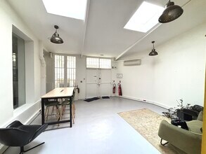 16 Rue Bleue, Paris à louer Photo intérieure- Image 2 de 8
