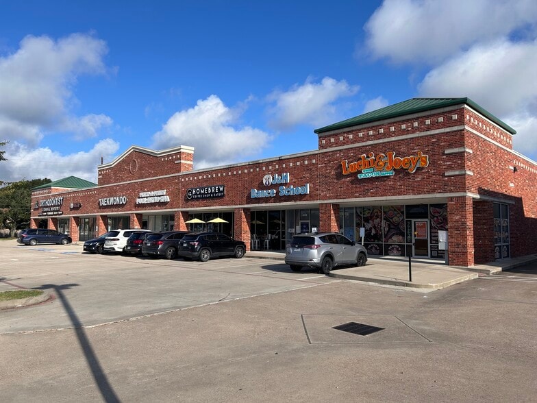 21040 Highland Knolls Dr, Katy, TX for lease - Building Photo - Image 1 of 6