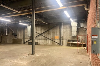 401 Gage St, Bennington, VT for lease Interior Photo- Image 2 of 7