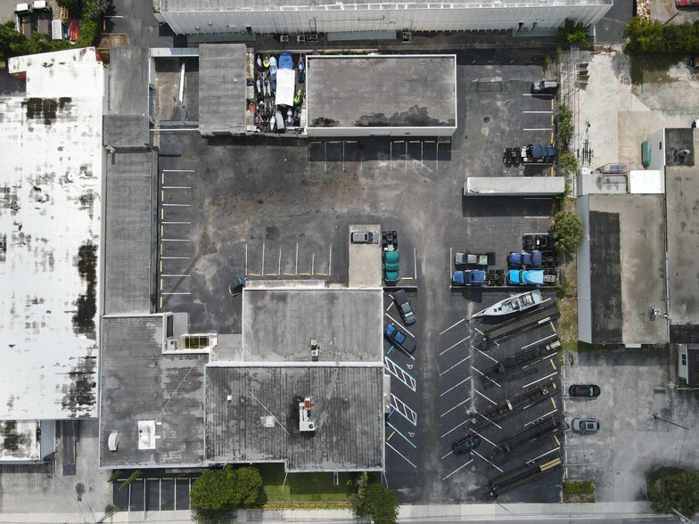 950 SW 12th Ave, Pompano Beach, FL for sale - Building Photo - Image 3 of 22