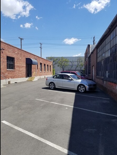 5041 Santa Fe Ave, Vernon, CA à louer - Photo intérieure - Image 3 de 5