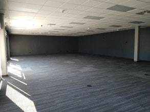 12209-12503 S Norwalk Blvd, Norwalk, CA à louer Photo intérieure- Image 1 de 3