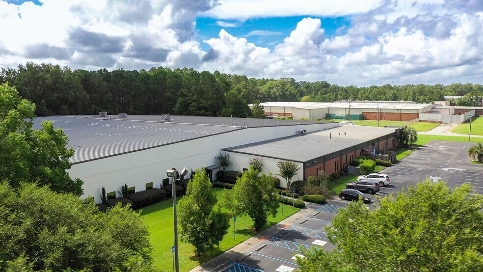 104 Coleman Blvd, Savannah, GA à vendre - Photo du bâtiment - Image 2 de 14