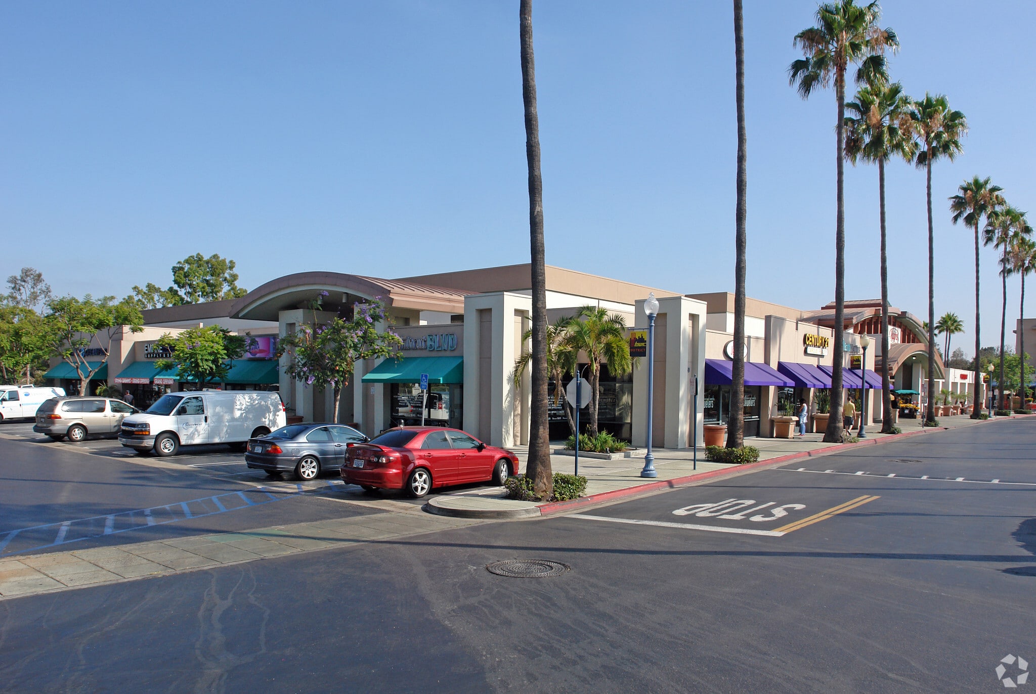 940-1092 University Ave, San Diego, CA for lease Primary Photo- Image 1 of 15