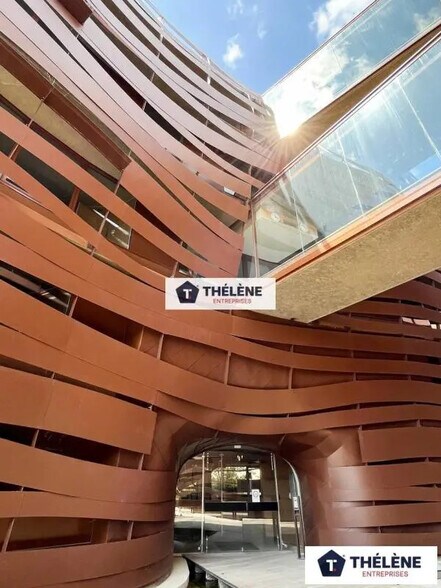 Bureau dans Montpellier à vendre - Photo du bâtiment - Image 2 de 12