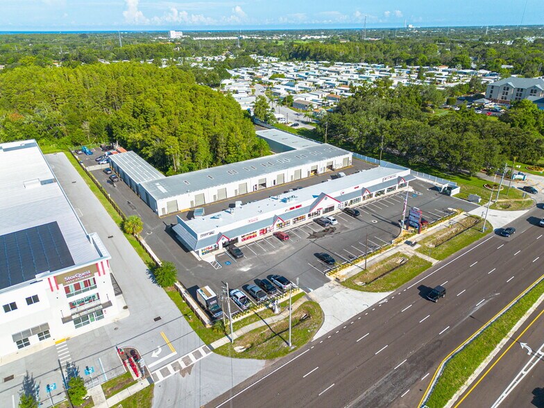 39020-39046 US Highway 19 N, Tarpon Springs, FL à louer - Photo du bâtiment - Image 2 de 26