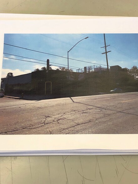 1502 W Slauson Ave, Los Angeles, CA à vendre - Photo du bâtiment - Image 3 de 5