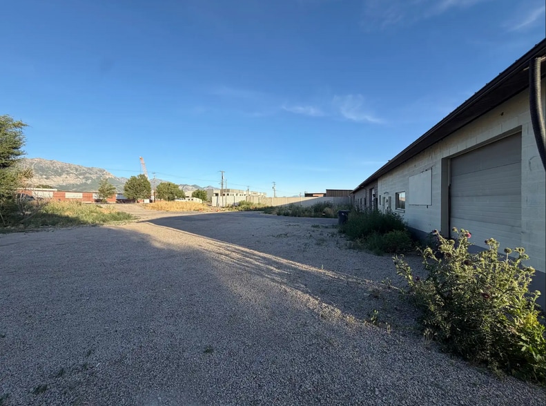 589 N Geneva Rd, Lindon, UT for sale - Building Photo - Image 3 of 22