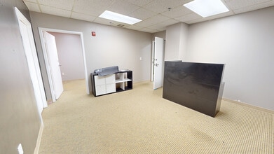 7777 Leesburg Pike, Falls Church, VA à louer Photo intérieure- Image 2 de 4