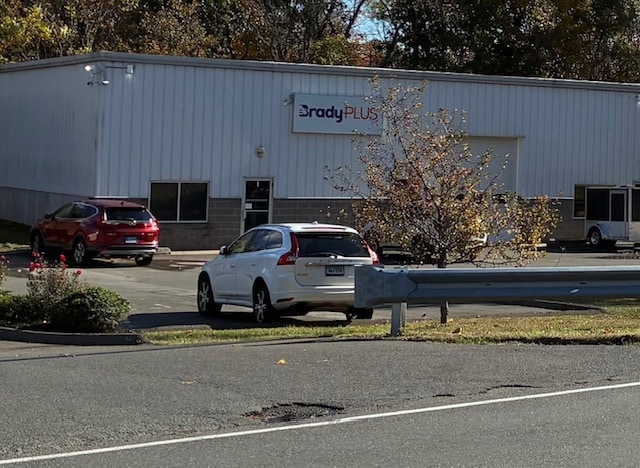 160 S Turnpike Rd, Wallingford, CT for lease - Building Photo - Image 1 of 15