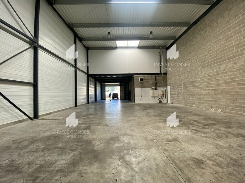 8 Avenue Roland Moreno, Frépillon for lease - Interior Photo - Image 2 of 10