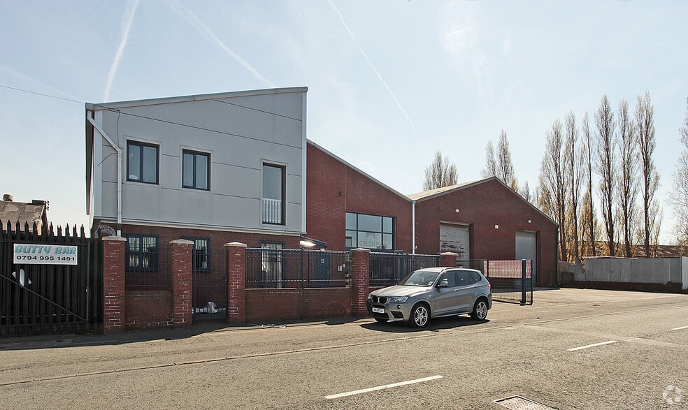 2 Yardley Rd, Liverpool for lease - Primary Photo - Image 1 of 4